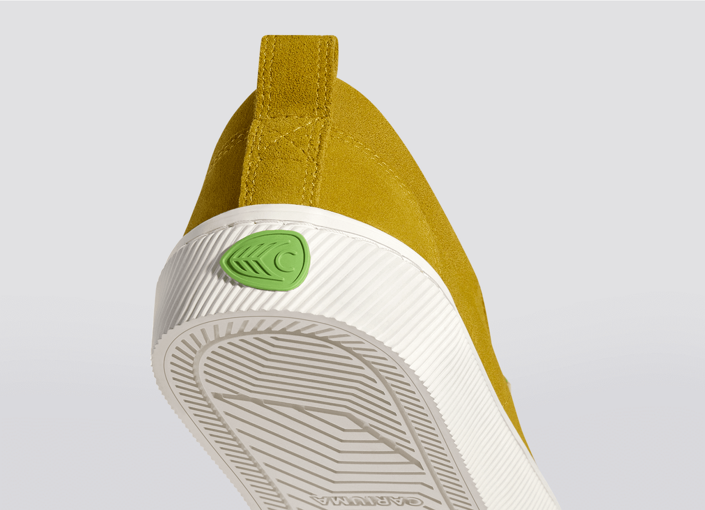 Tenisky OCA Low Lemon Curry Suede